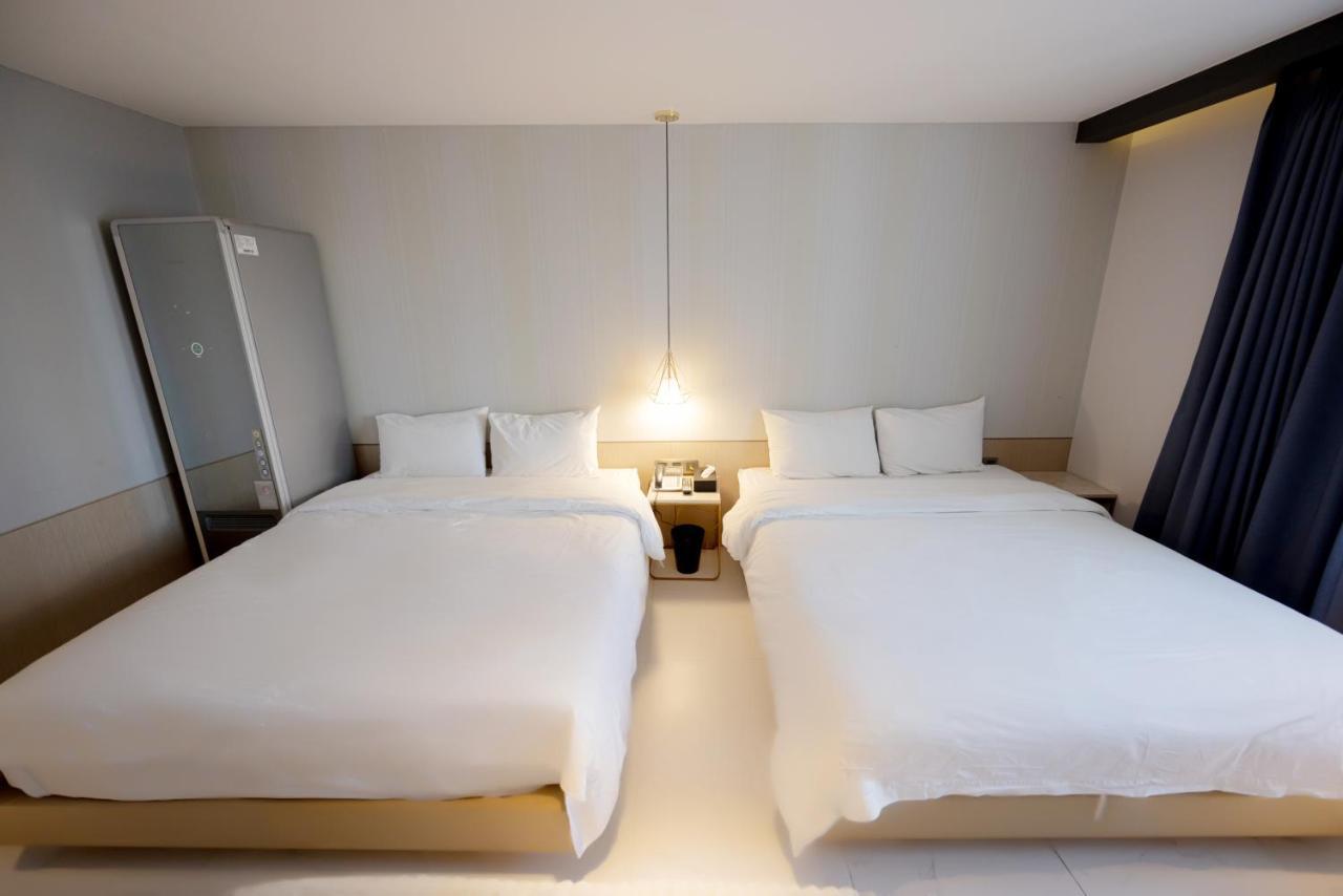 Hound Hotel Seomyeon-Beomcheon Busan Dış mekan fotoğraf