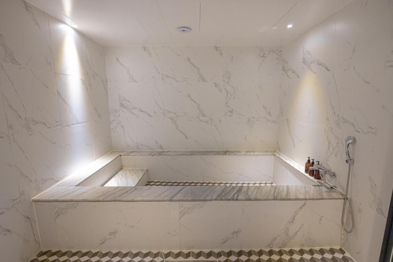 Hound Hotel Seomyeon-Beomcheon Busan Dış mekan fotoğraf
