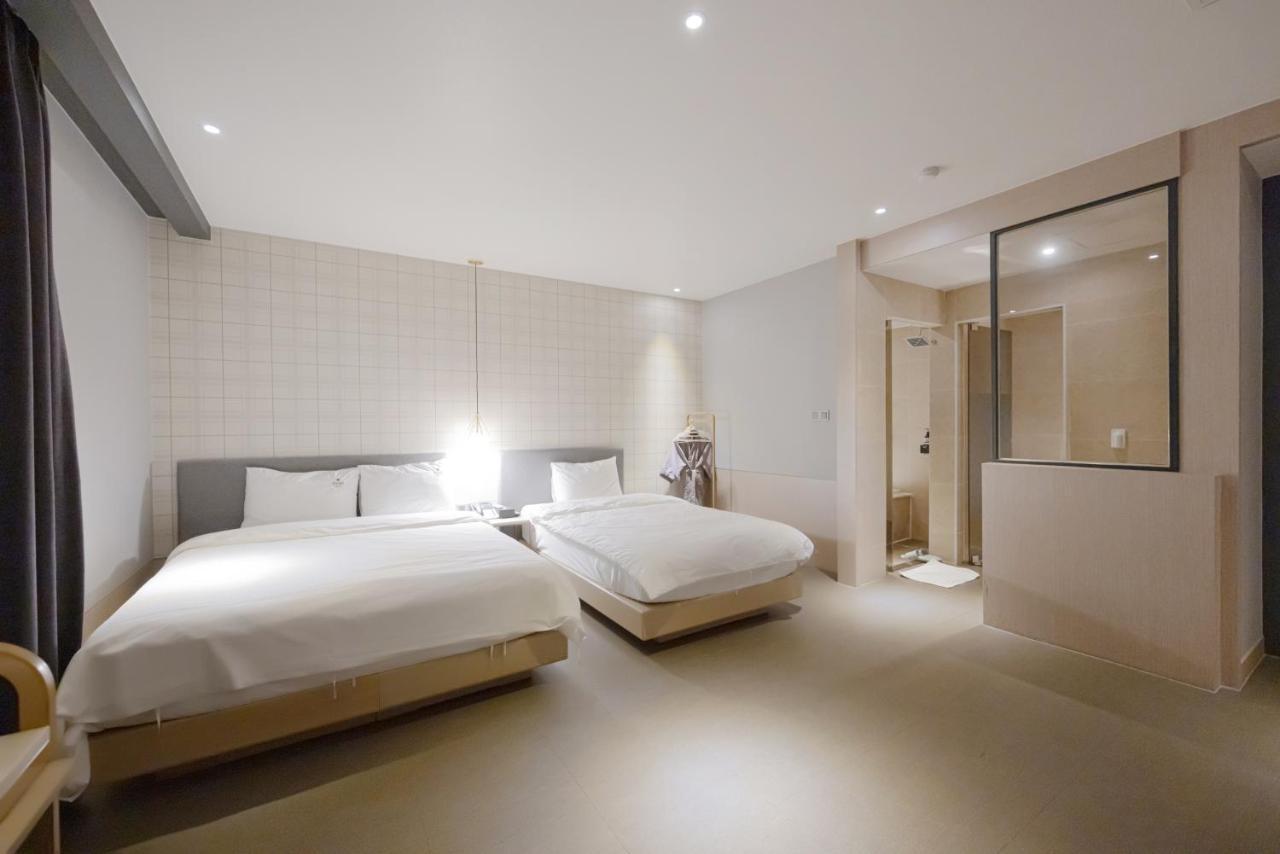 Hound Hotel Seomyeon-Beomcheon Busan Dış mekan fotoğraf