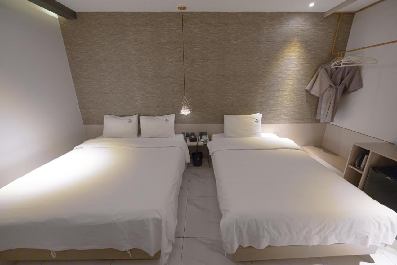 Hound Hotel Seomyeon-Beomcheon Busan Dış mekan fotoğraf