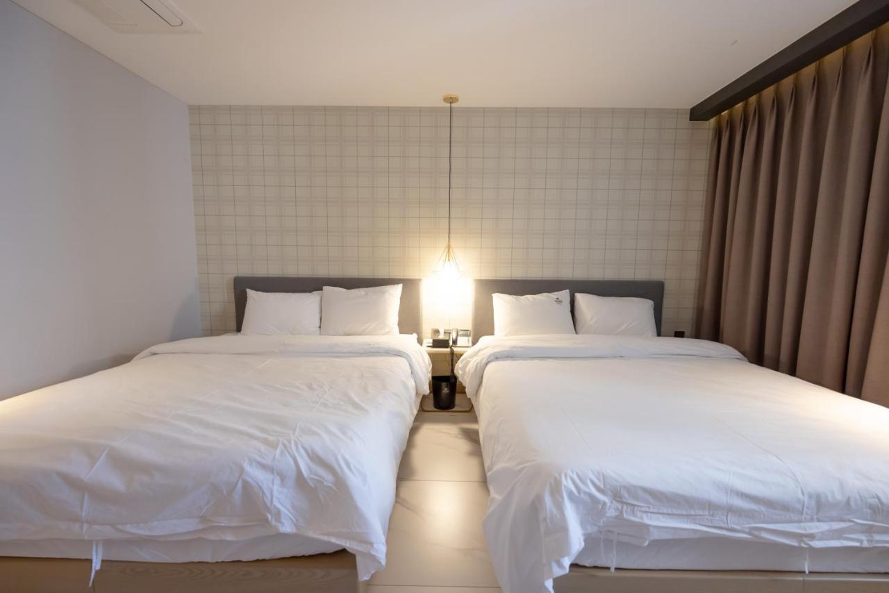 Hound Hotel Seomyeon-Beomcheon Busan Dış mekan fotoğraf