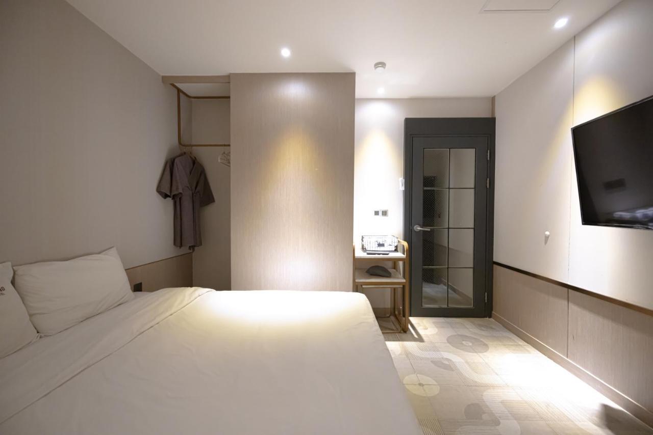 Hound Hotel Seomyeon-Beomcheon Busan Dış mekan fotoğraf