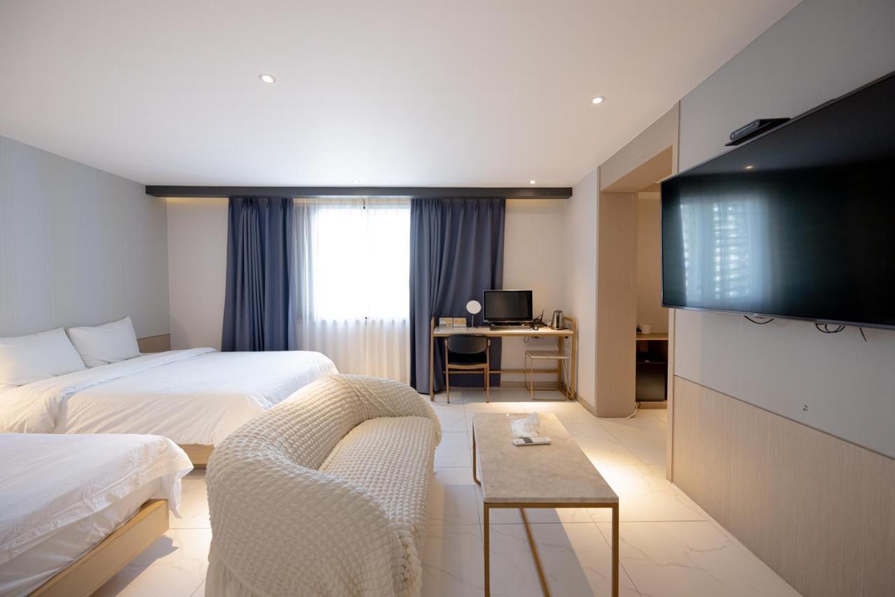 Hound Hotel Seomyeon-Beomcheon Busan Dış mekan fotoğraf